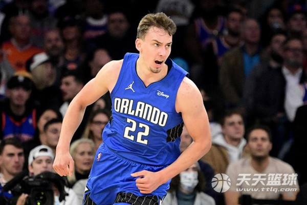 NBA现役五大小前锋球员排名：詹姆斯领先伦纳德，英格拉姆排第五