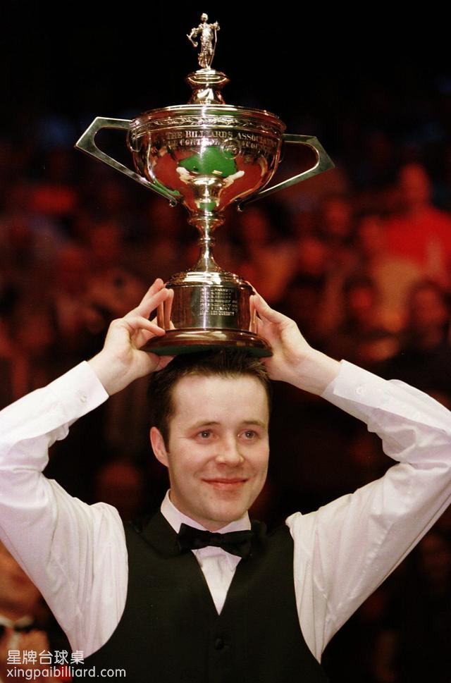 李冰洁后程连追六人上演超级大逆转 世锦赛女200