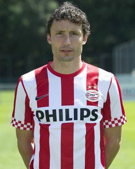 1年1410万！场均22+5+4！库明加还敢要顶薪？